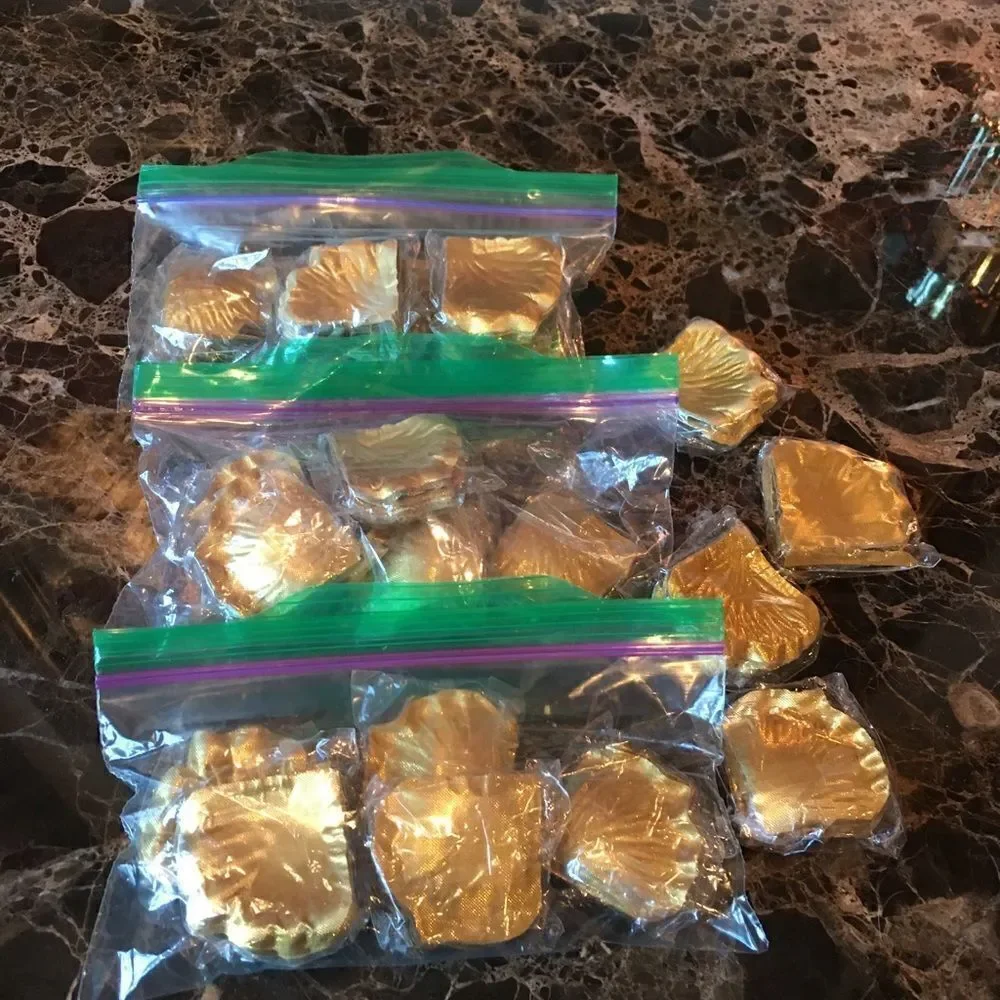 Gold Silk Scatter Rose Petals!